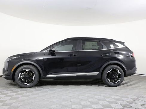 Certified 2026 Kia Sportage EX w/ EX Panorama Roof Package image 6