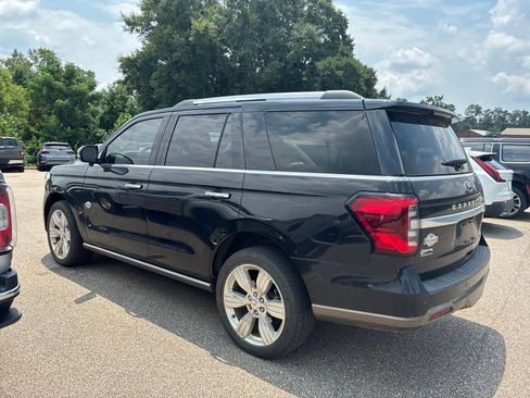 Used 2024 Ford Expedition King Ranch AWD/4WD image 2