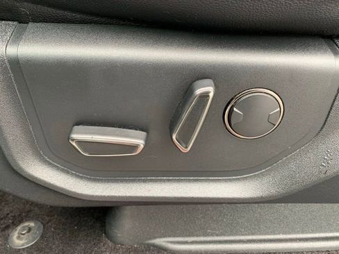 Used 2017 Ford F150 Raptor w/ Equipment Group 802A Luxury image 13