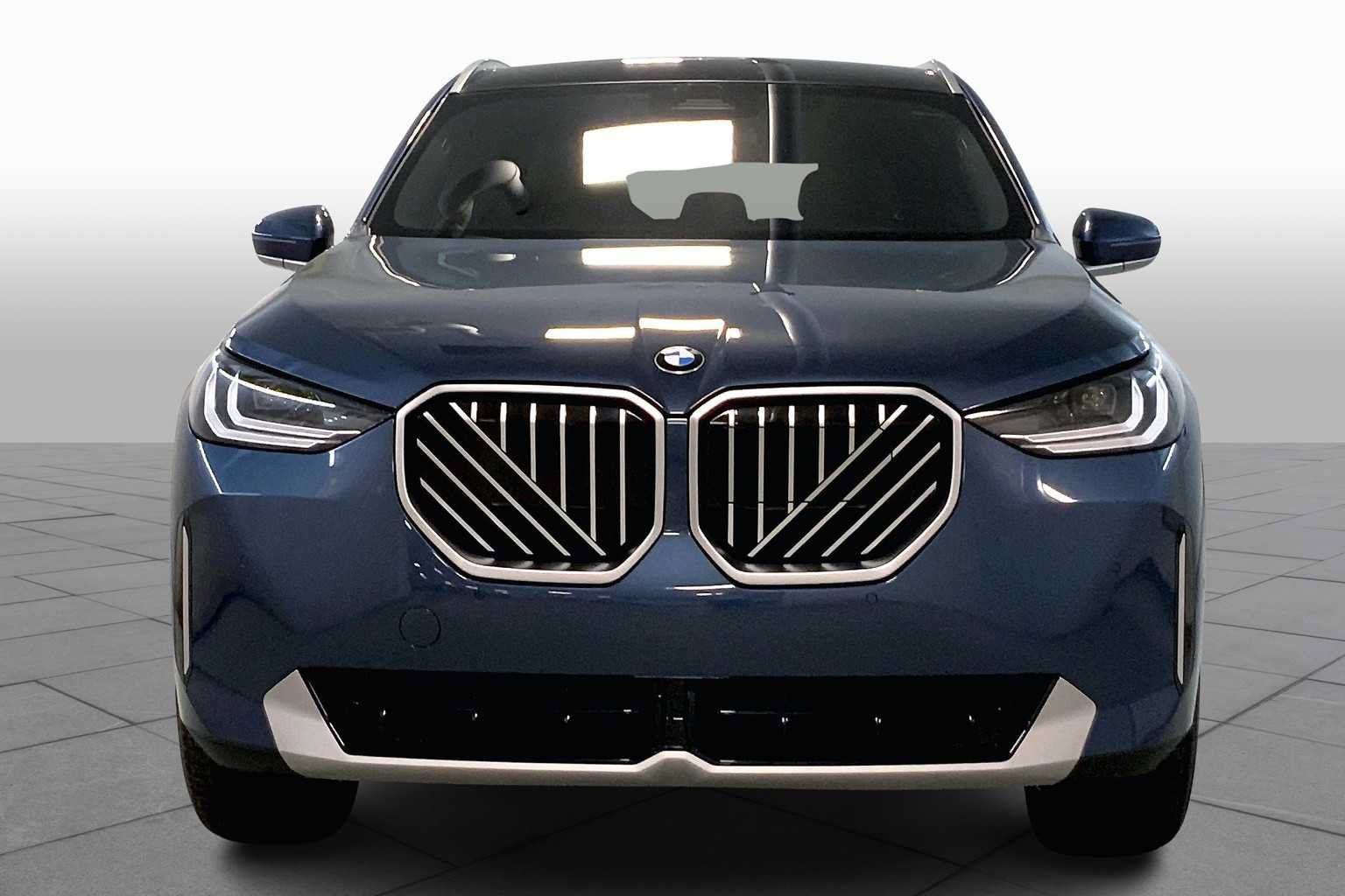 New 2025 BMW X3 xDrive30i w/ Convenience Package AWD/4WD image 3
