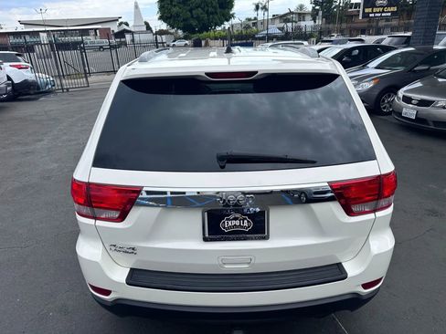 Used 2012 Jeep Grand Cherokee Laredo w/ Laredo E Group image 29