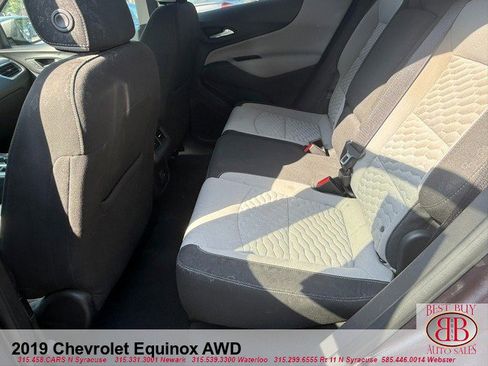 Used 2019 Chevrolet Equinox LS w/ LS Convenience Package AWD/4WD image 11