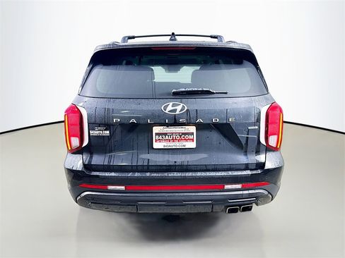 Used 2023 Hyundai Palisade XRT w/ Cargo Package image 6