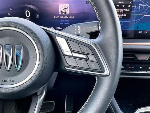 Certified 2025 Buick Envision Sport Touring image 21