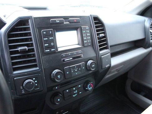 Used 2015 Ford F150 XL w/ Equipment Group 101A Mid image 9