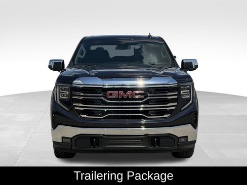 Used 2026 GMC Sierra 1500 SLT RWD image 3