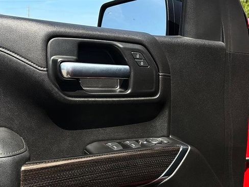 Used 2019 Chevrolet Silverado 1500 LT Trail Boss image 12