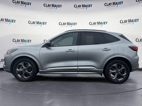 Used 2024 Ford Escape ST-Line image 2