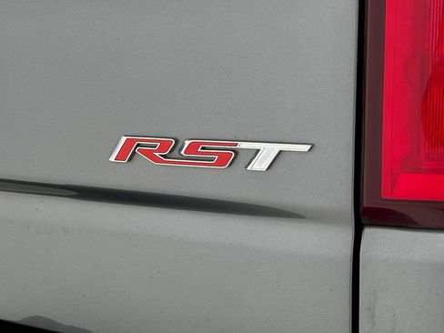 Used 2021 Chevrolet Silverado 1500 RST AWD/4WD image 41