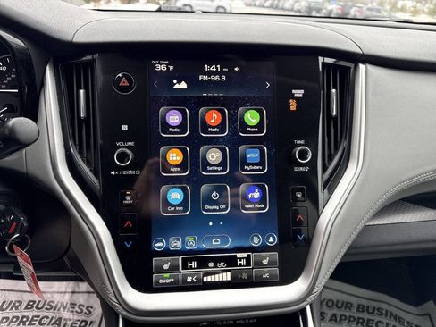 Used 2023 Subaru Outback Premium image 15