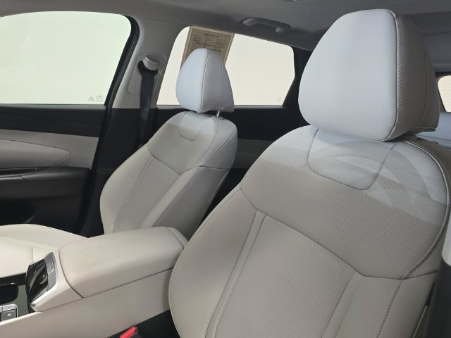 Used 2025 Hyundai Tucson SEL FWD image 20