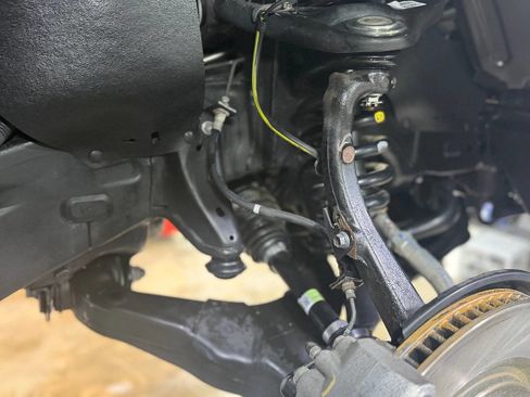 Used 2012 Toyota Tundra Limited w/ Platinum Pkg image 9