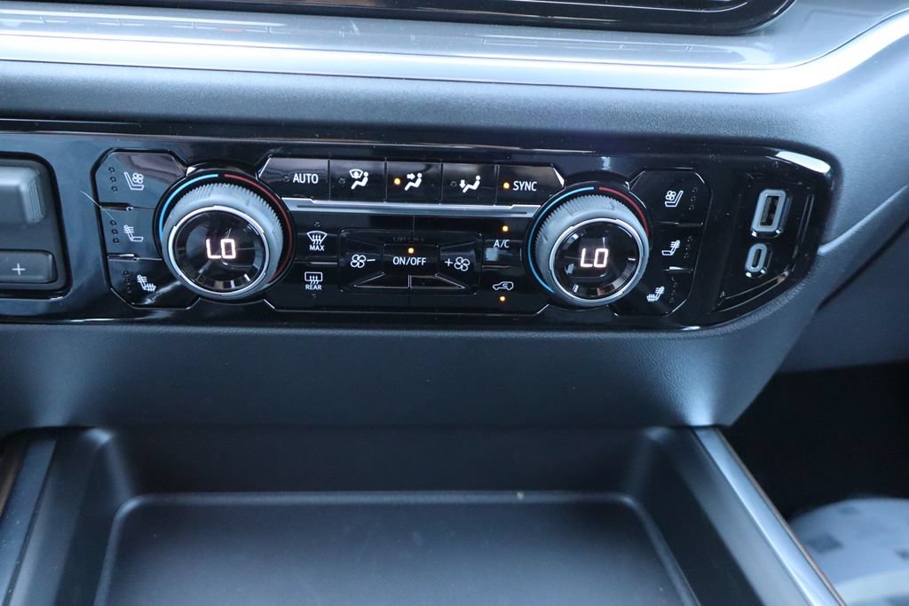 New 2026 Chevrolet Silverado 2500 High Country w/ Technology Package AWD/4WD image 11