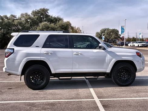 Used 2023 Toyota 4Runner SR5 image 7