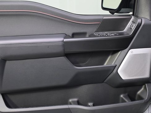 Used 2025 Ford F150 Raptor image 22