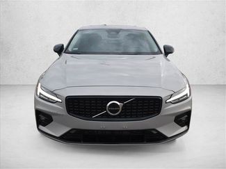 Used 2025 Volvo S60 B5 Core FWD video 4
