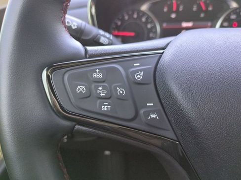 Used 2024 Chevrolet Equinox RS FWD image 29