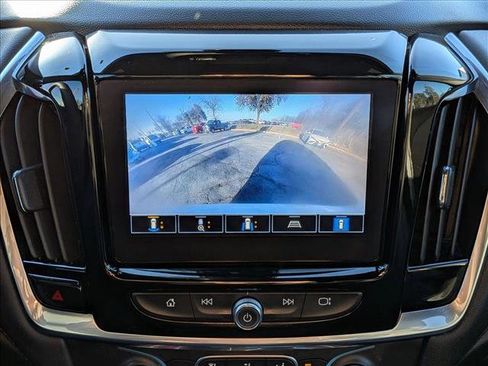 Used 2023 Chevrolet Traverse RS w/ LPO, Floor Liner Package image 12