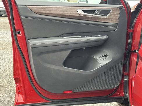 Certified 2025 Volkswagen Atlas SEL Premium R-Line image 16