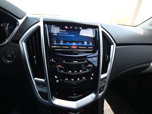 Used 2015 Cadillac SRX Premium image 10