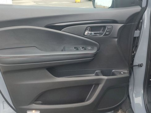 Used 2023 Honda Ridgeline Black Edition image 25