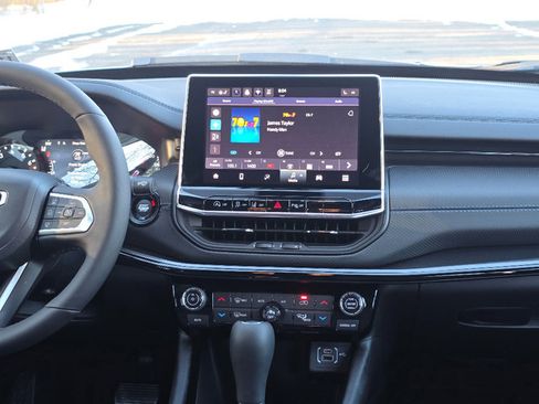 Used 2026 Jeep Compass Limited w/ Limited Altitude Pack image 3