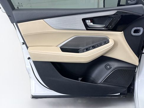 Used 2024 Acura MDX SH-AWD w/ Technology Package image 23