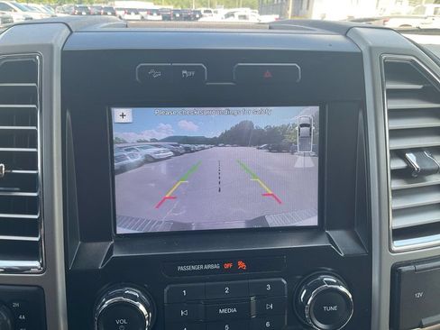 Used 2016 Ford F150 Lariat AWD/4WD image 24