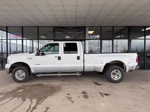 Used 2005 Ford F350 XLT AWD/4WD image 2