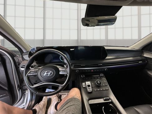 Used 2025 Hyundai Palisade Limited FWD image 26
