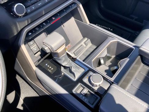 New 2026 Toyota Tundra Limited AWD/4WD image 7