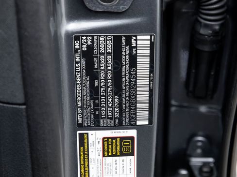 Used 2025 Mercedes-Benz GLE 450e GLE 450e w/ Driver Assistance Package image 21