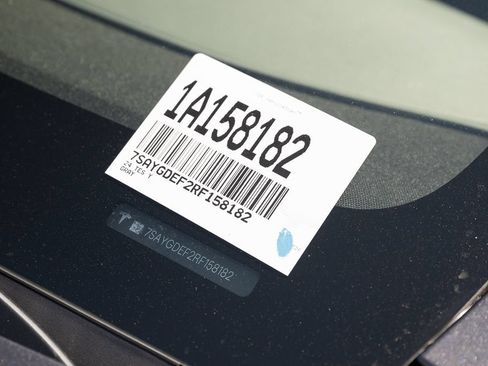 Used 2024 Tesla Model Y Performance AWD/4WD image 40
