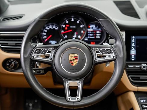 Certified 2021 Porsche Macan AWD/4WD image 13