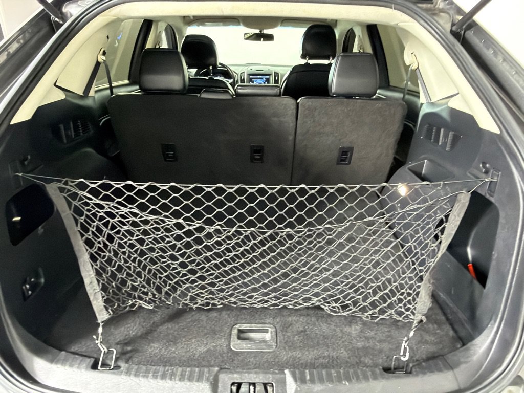 Used 2015 Ford Edge SEL w/ Canadian Comfort Package FWD image 20