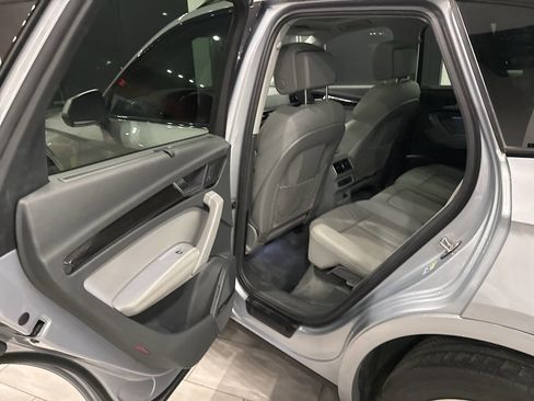 Used 2019 Audi Q5 2.0T Premium Plus image 25