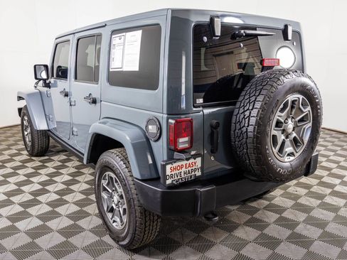 Used 2014 Jeep Wrangler Unlimited Rubicon w/ Connectivity Group AWD/4WD image 15