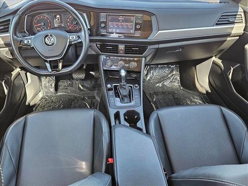 Used 2019 Volkswagen Jetta SE FWD image 17