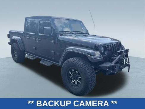 Used 2022 Jeep Gladiator Sport AWD/4WD image 3