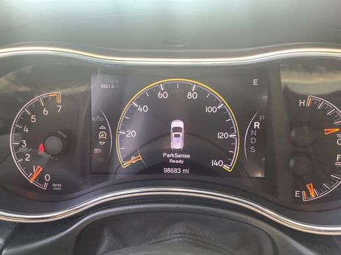 Used 2015 Jeep Grand Cherokee Limited w/ Luxury Group II AWD/4WD image 26