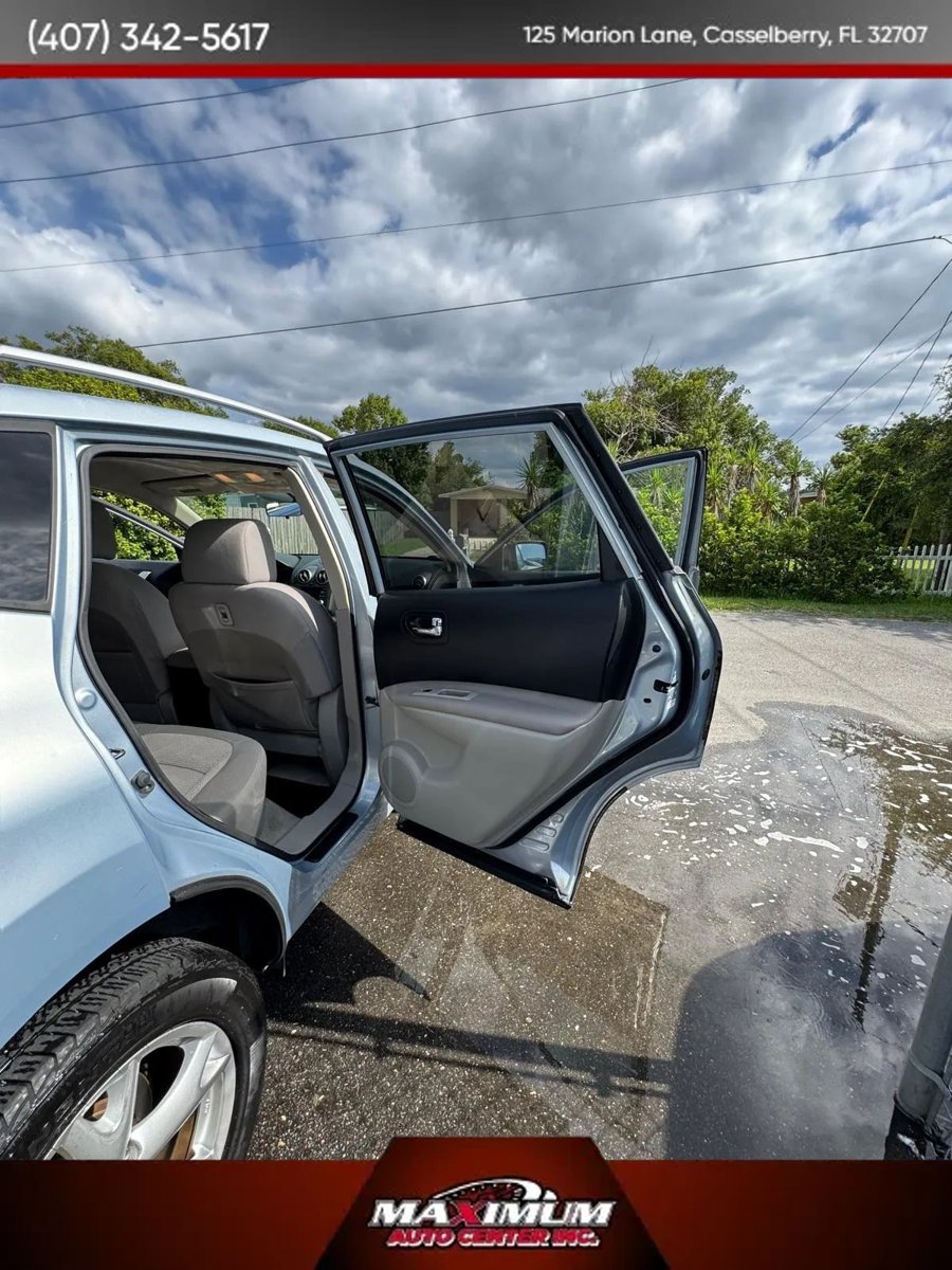 Used 2011 Nissan Rogue SV FWD image 12