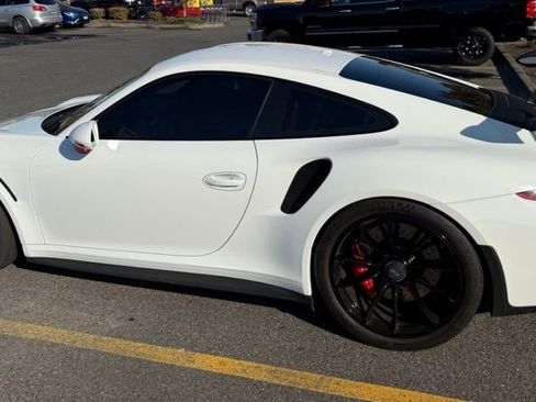 Used 2016 Porsche 911 GT3 RS image 4