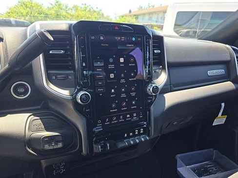Used 2026 RAM 2500 Big Horn AWD/4WD image 2