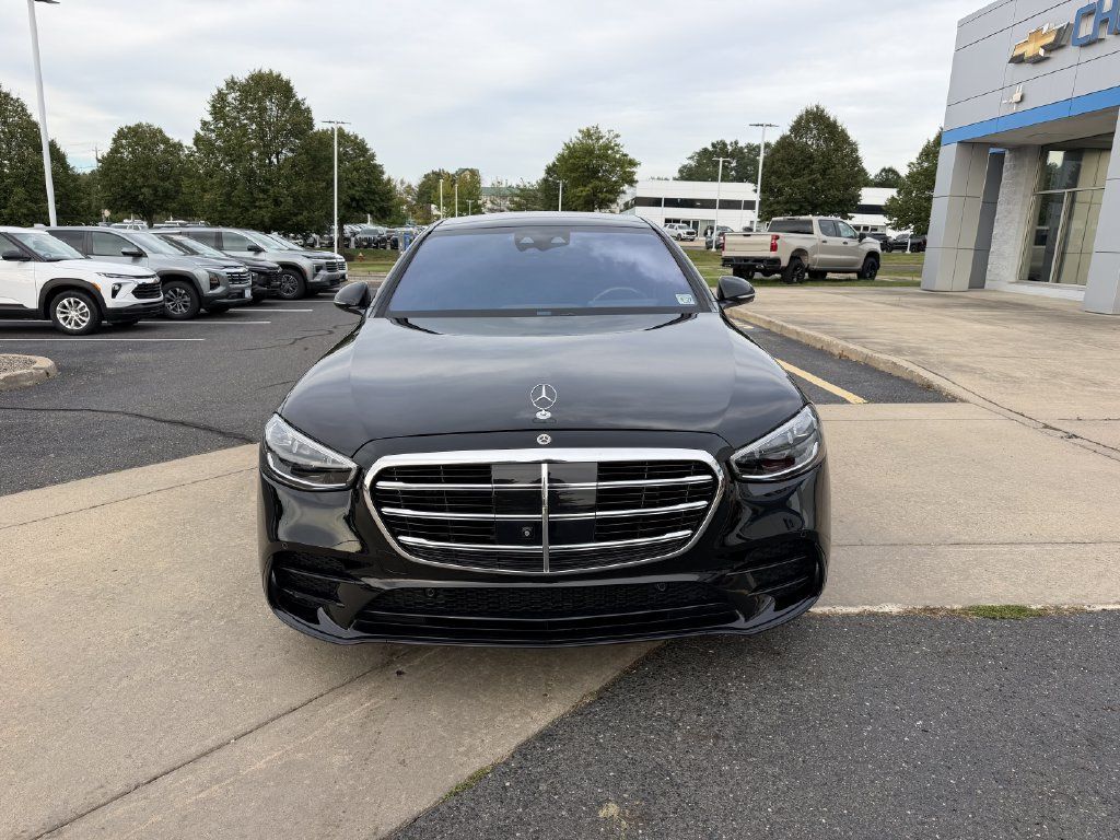 Used 2022 Mercedes-Benz S 500 4MATIC image 2