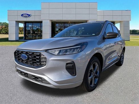 Certified 2023 Ford Escape ST-Line w/ Tech Pack #1 image 8