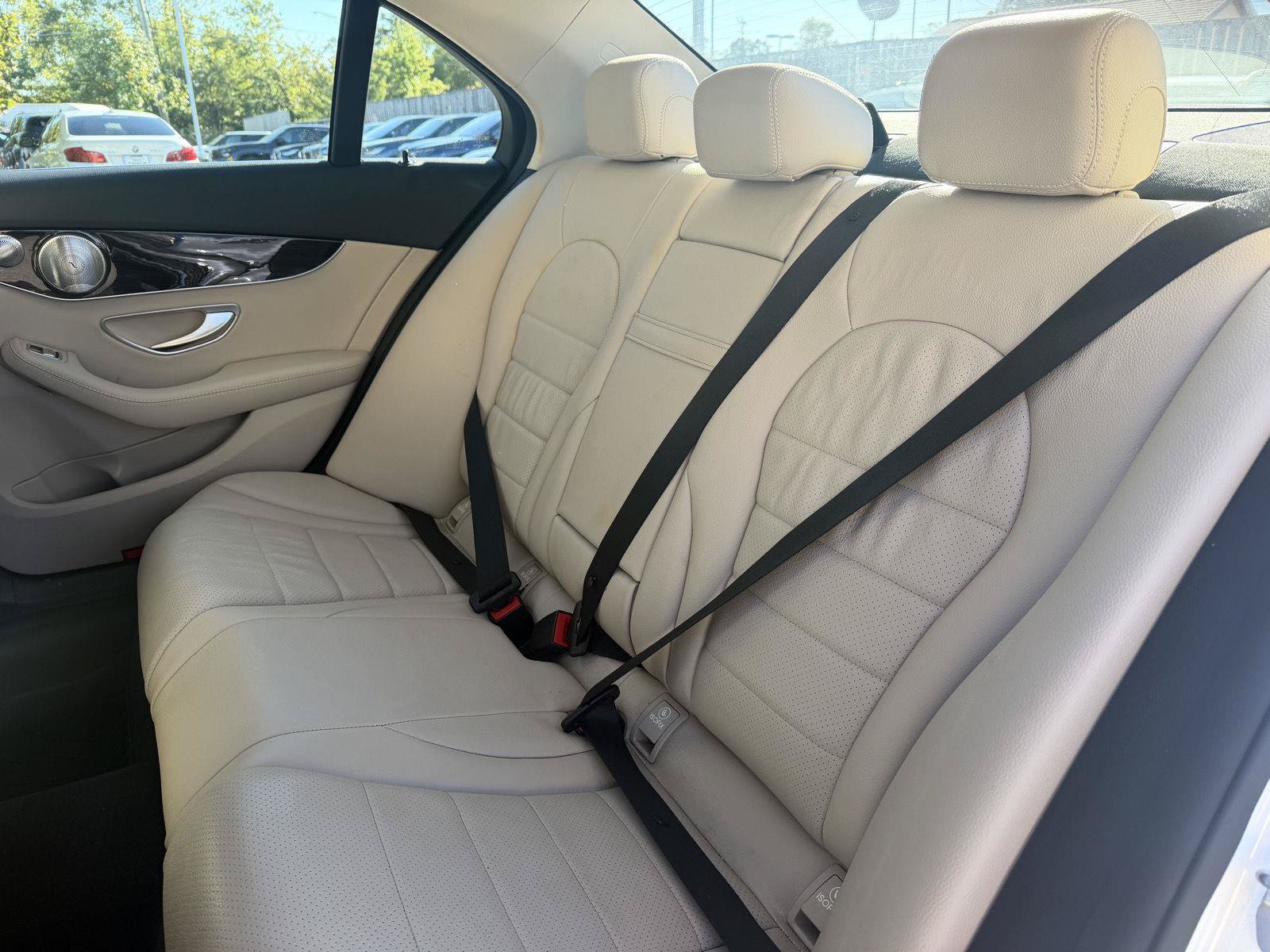 Used 2019 Mercedes-Benz C 300 4MATIC Sedan image 10