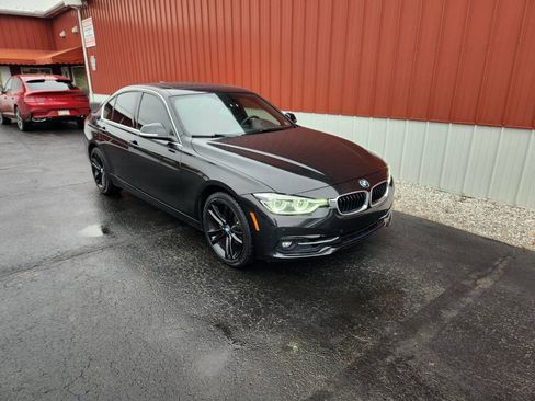 Used 2017 BMW 330i xDrive Sedan image 4