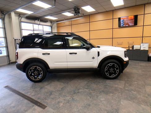 New 2026 Ford Bronco Sport Outer Banks AWD/4WD image 8