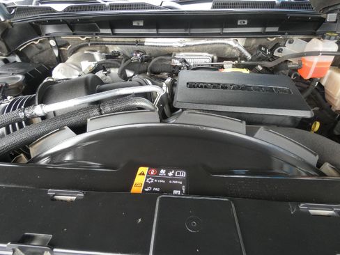 Used 2022 GMC Sierra 2500 Denali AWD/4WD image 18