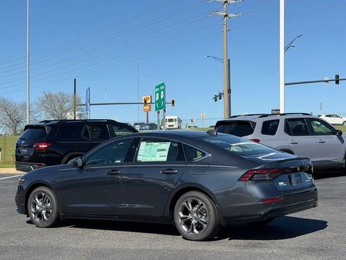 New 2026 Honda Accord EX-L image 9